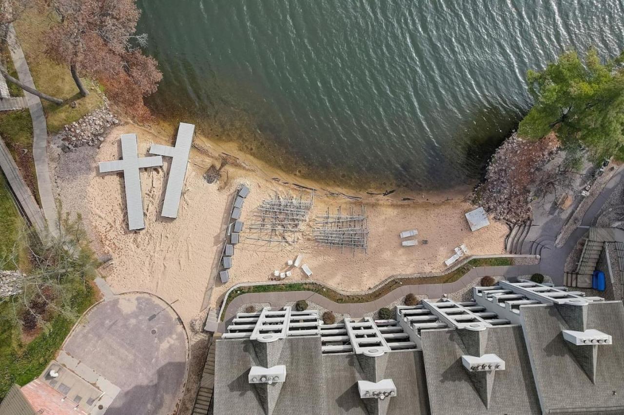 Dells Suite Dreams At Lighthouse Cove Condominiums วิสคอนซินเดลส์ ภายนอก รูปภาพ